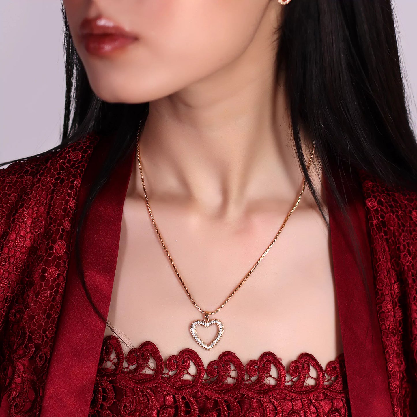 Gold Heart Pendant with Chain - Elegant & Timeless Love