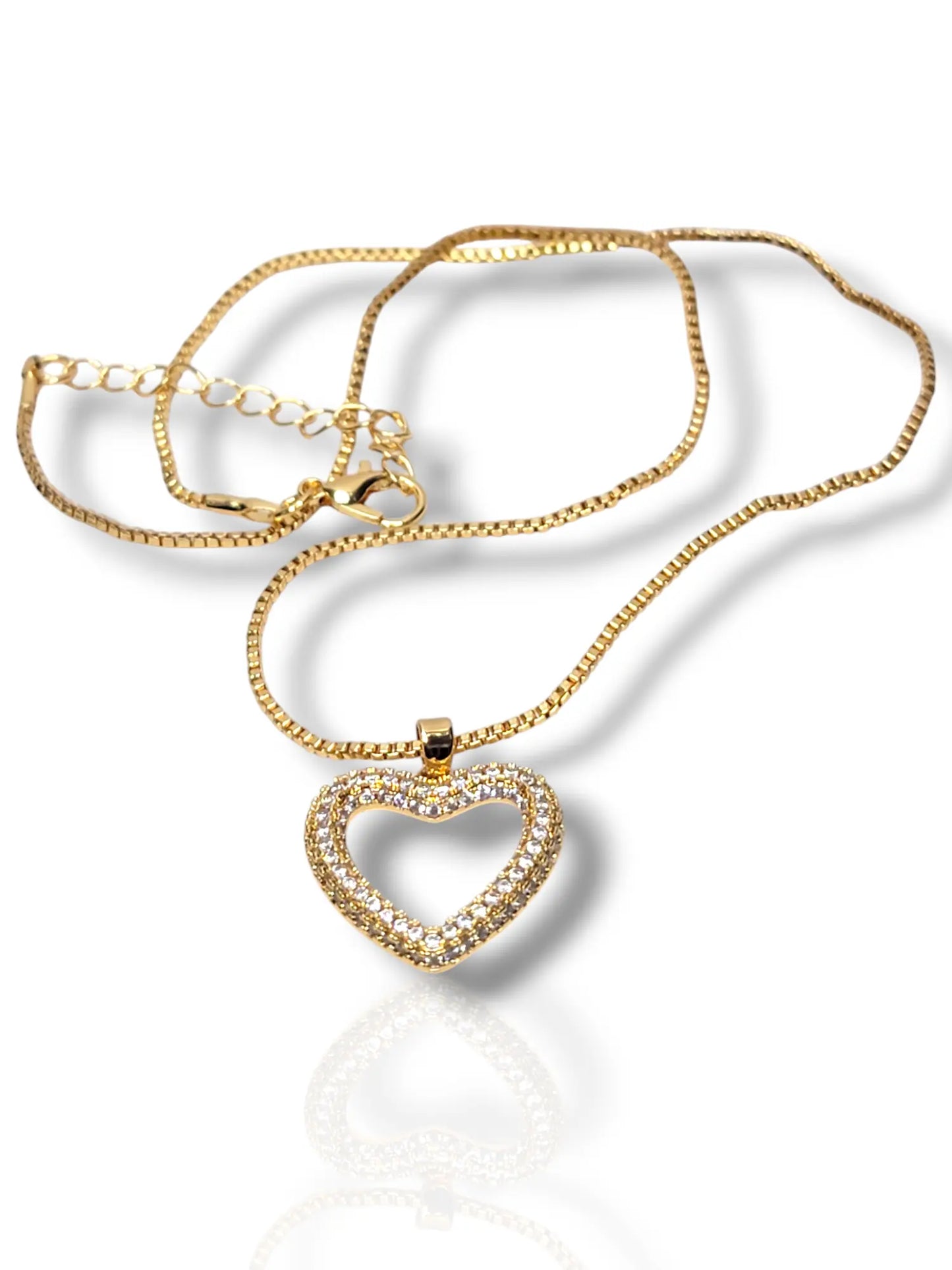 Gold Heart Pendant with Chain - Elegant & Timeless Love
