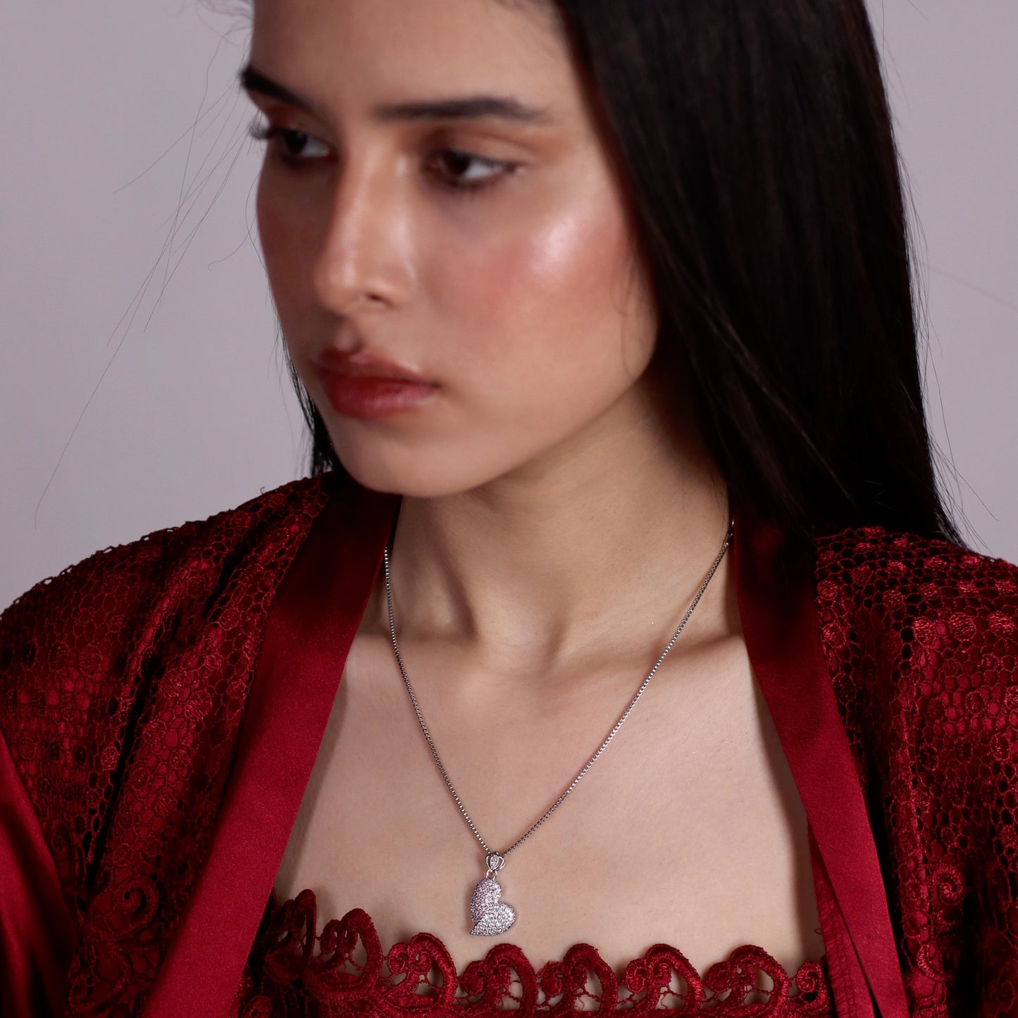 Mystic Heart Pendant with Chain - Unique & Elegant Love