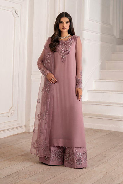 *MOST ELEGANT OUTFITT BY IZNIK*